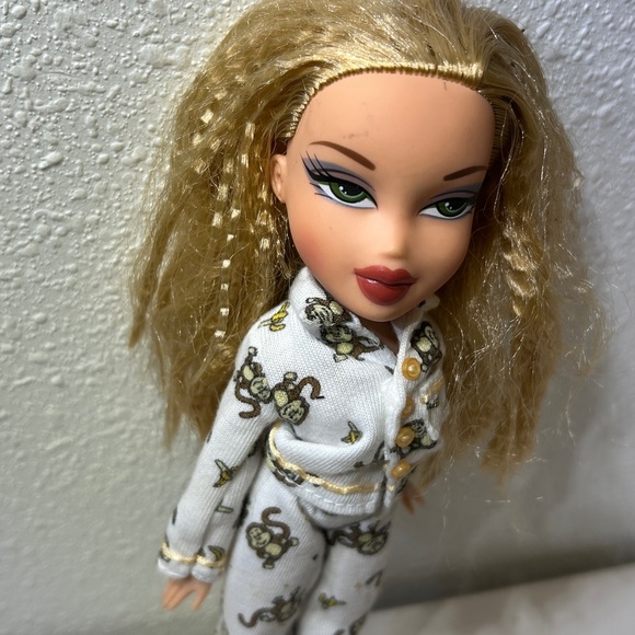 Bratz Other - Vintage 2001 First Edition Bratz Slumber Party Meygan fashion doll